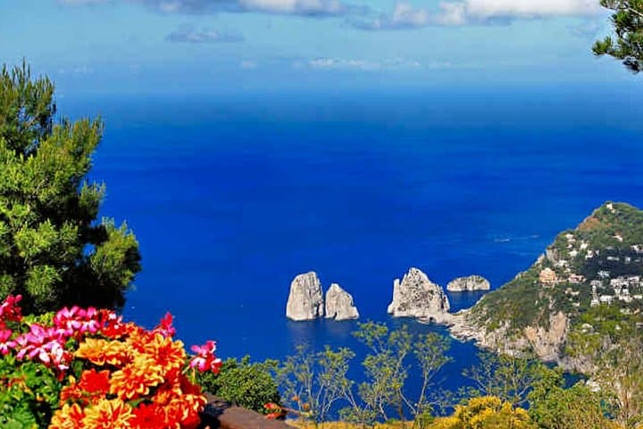 Top Excursions - Italy Capri Island and Blue Grotto Fullday from Rome