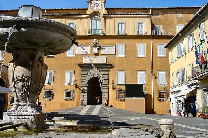 Top Excursions - Italy Castelgandolfo Pontifical Villas - Summer Residence of the Pope from Rome