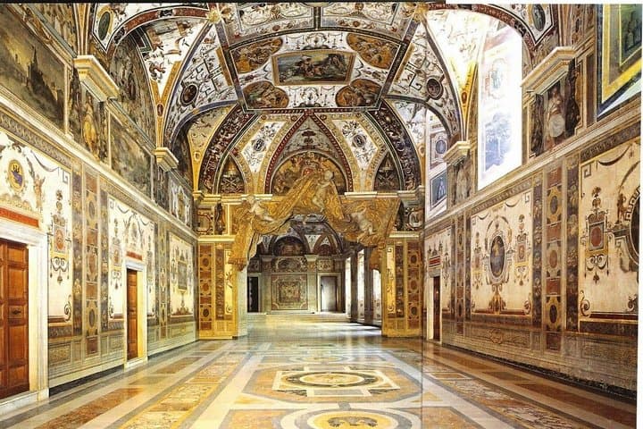 Top Excursions - Italy Castelgandolfo Pontifical Villas - Summer Residence of the Pope from Rome