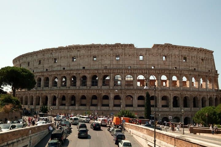 ItalyBesTours Transfer Civitavecchia Port to Fiumicino FCO Airport with 3 hours Rome Tour