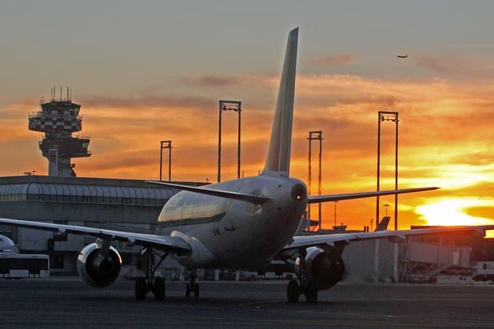 Luxury Private Transfer Civitavecchia Port to Fiumicino Airport