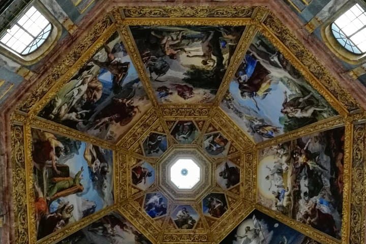 Florence: 1.5 hour Medici Chapels monolingual small-group guided tour