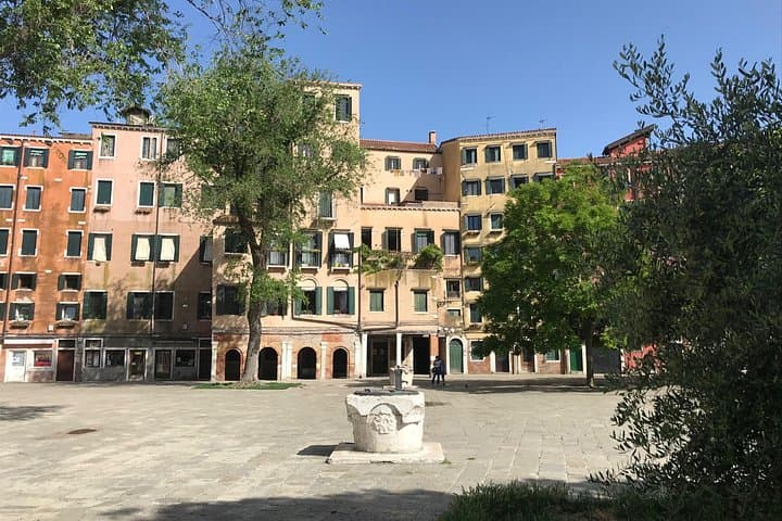 Campo del ghetto nuovo - Jewish ghetto of Venice tour