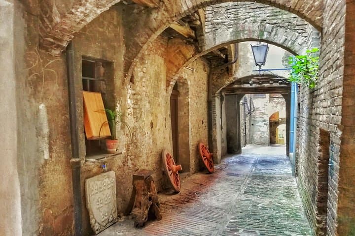 Secret Siena Walking Tour