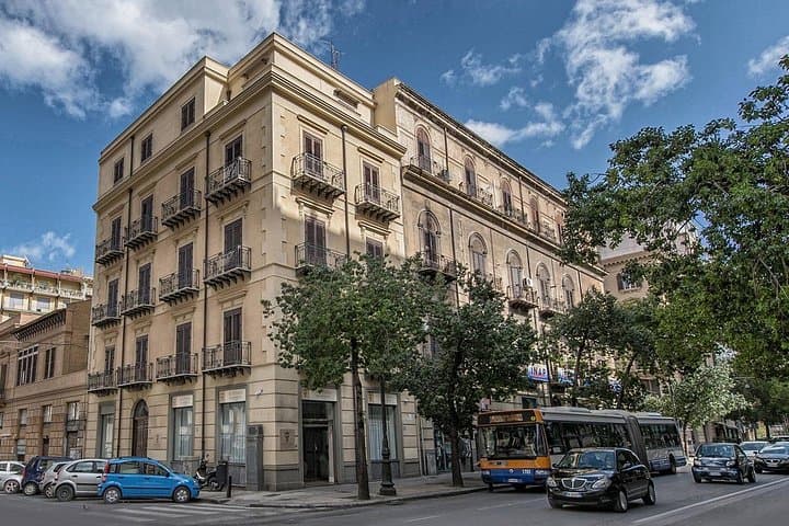 Artemisia Palace Hotel