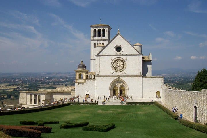 Assisi, the town of Saint Francis - Private Walking Tour