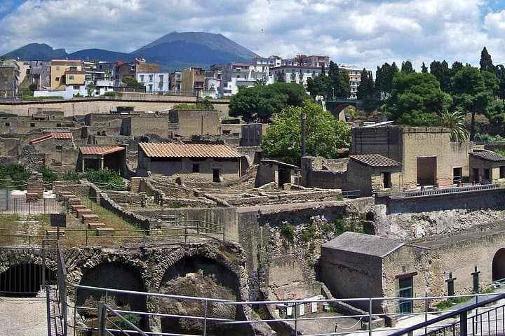 Pompeii & Herculaneum Private Transfer