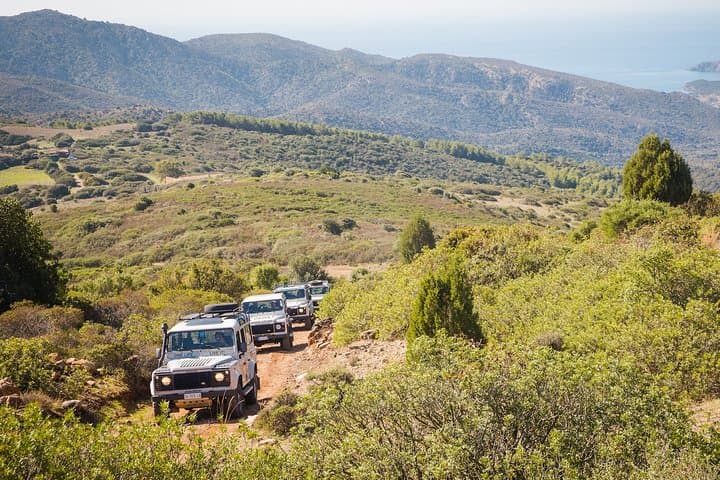4x4 Mountains And Beaches - Chia area