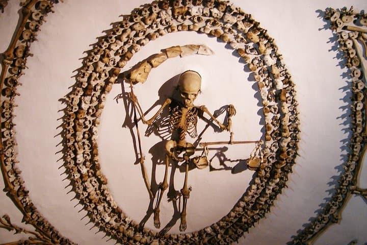 Capuchin Crypts Tour – Fast-Track, Guided or Audio