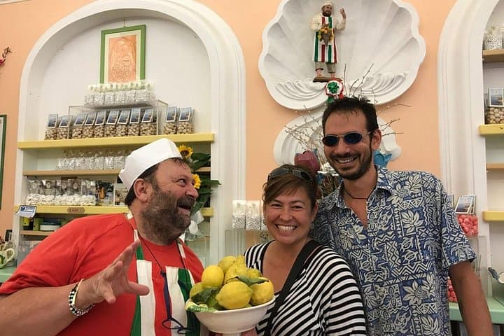 Sorrento Food Tasting and Lemon Grove Tour
