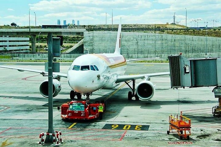 Private arrival OR departure transfer in Florence (hotel OR airport pick-up)