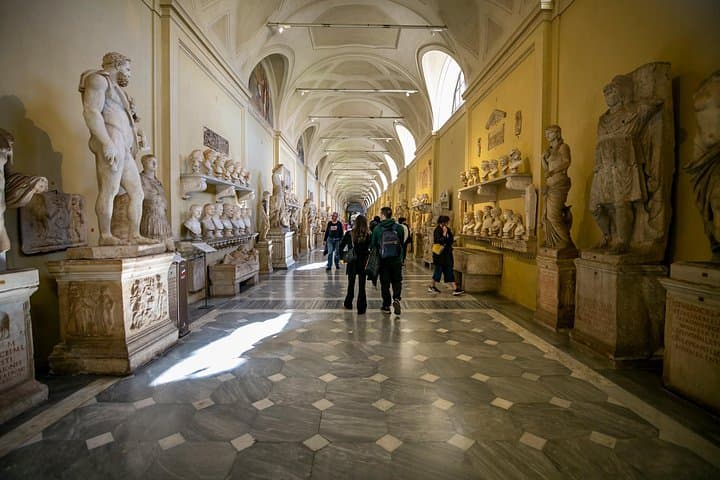 Fast Access Complete Vatican Sistine Chapel & St Peter Day Tour