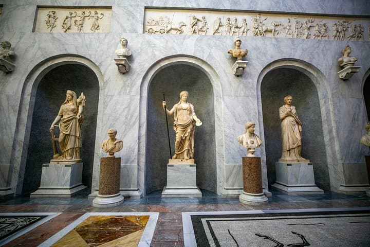Skip the Line Wheelchair Accessible Private Vatican & Sistine Chapel Guided Tour