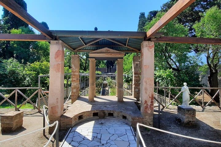 2-Hour Private Pompeii Tour for Kids with Alex – Skip the Line