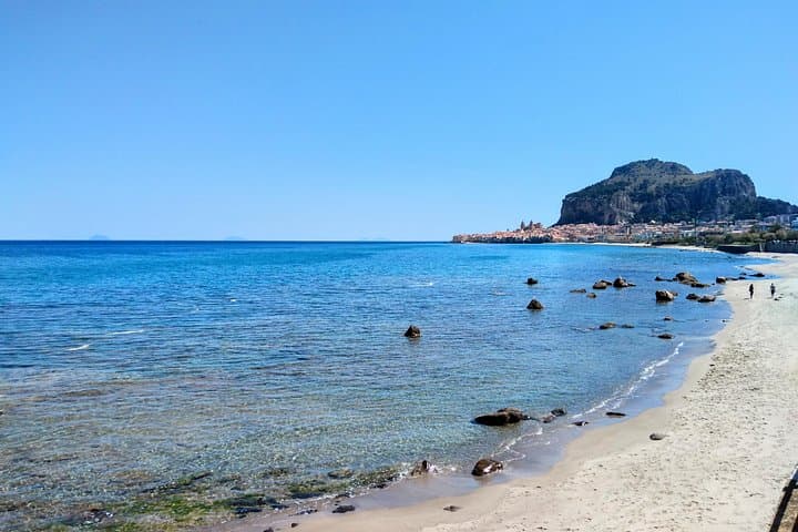 Transfer Palermo Airport - Cefalu or vice versa (1 trip)