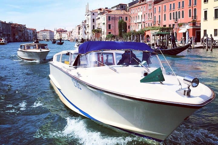 Private Transfer from Venice Cruise terminal to Hotel in Venice