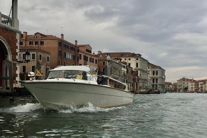 Private Transfer from Venice Cruise terminal to Hotel in Venice