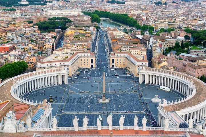 Private Tour: Ancient Rome by Car