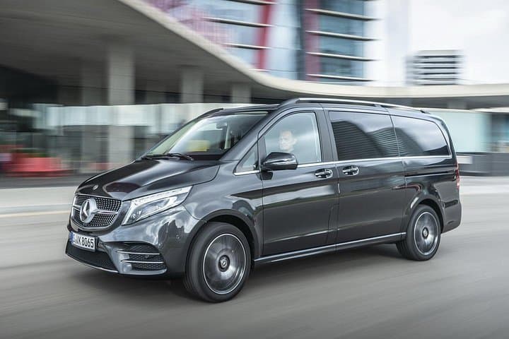 MINIVAN