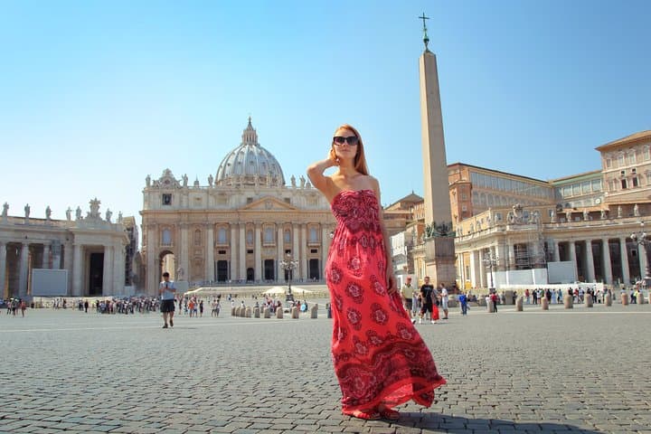 Vatican ticket: fast track entrance with host