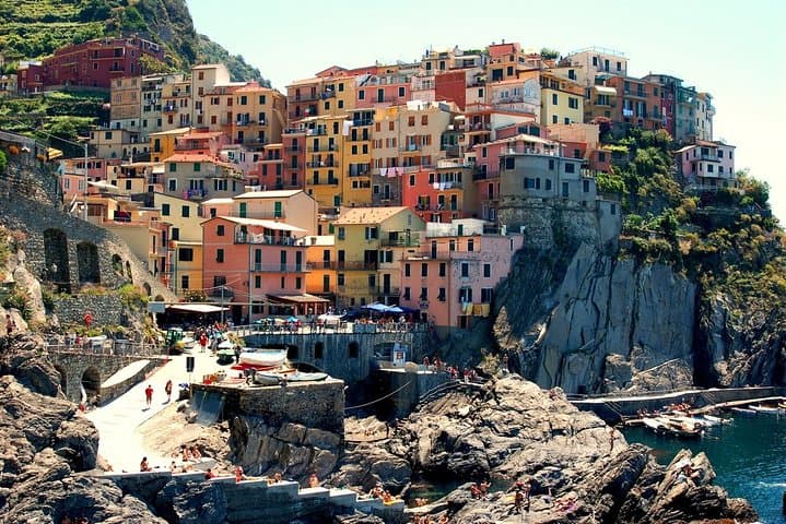 Full-Day private tour of Portofino and Genoa