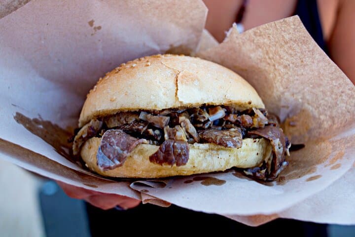 Street Food sandwich with spleen
