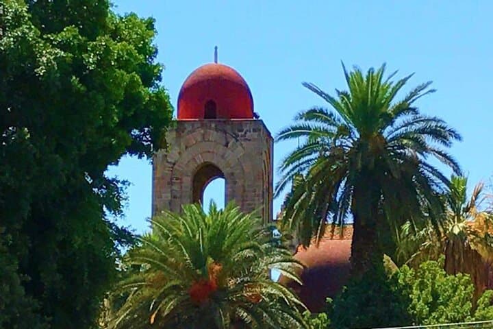 Unesco monuments, colorful markets and unique flavors in Palermo