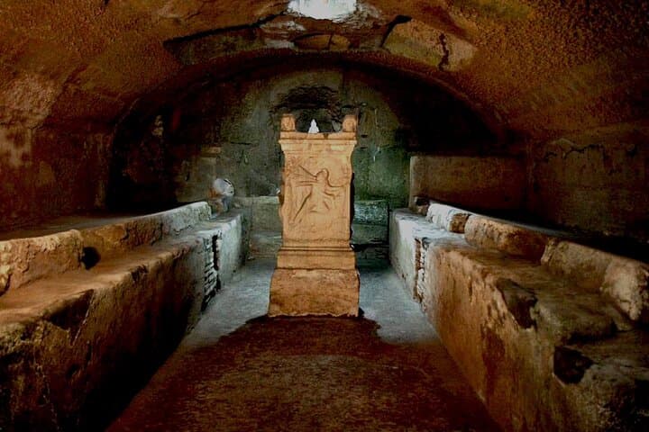 Rome: Underground Temples and Crucifixion Relics Walking Tour