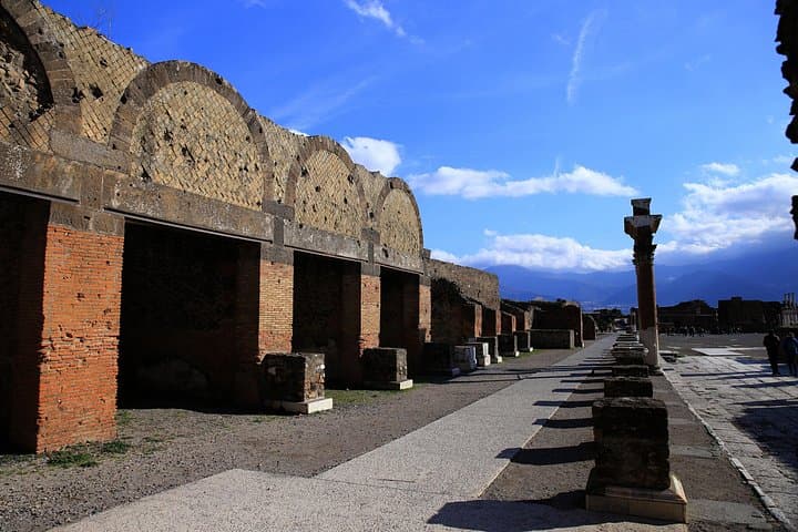 Skip the line Pompeii Tour for Kids and Families