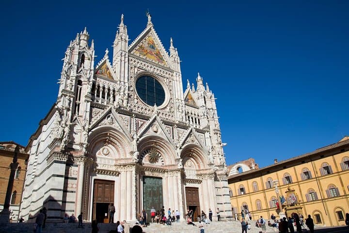 Tuscany in one day. Private tour of Siena San Gimignano and Pisa from Florence