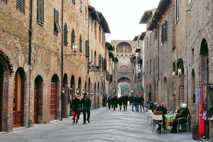 Tuscany in one day. Private tour of Siena San Gimignano and Pisa from Florence