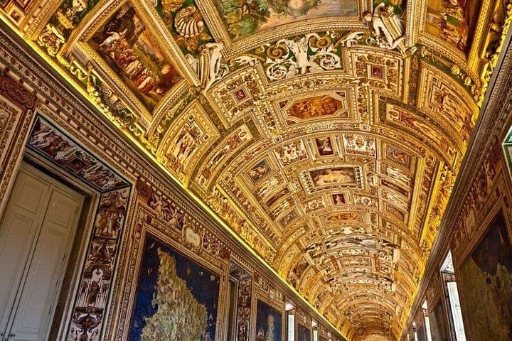 Skip the Line Guided Tour Vatican Museum & Sistine Chapel