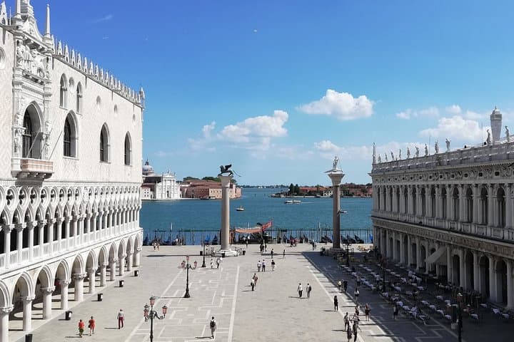Venice from Rome: Private Day Trip by train with Islands Tour