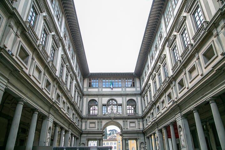 Uffizi Museum & Gallery Tour with Leonardo & Michelangelo Works