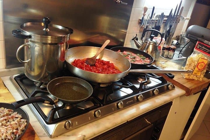Private Handmade Pasta Class in Rome with a Local Chef, Chiara