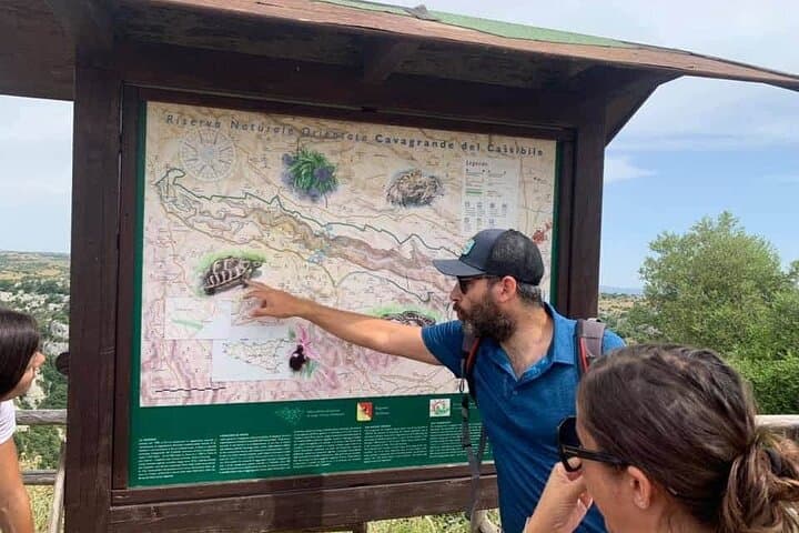 Explore Cavagrande Nature Reserve