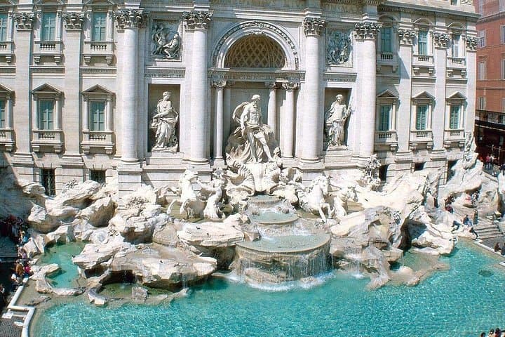 Departure Transfer from Rome to Rome Airport FCO in Private Van