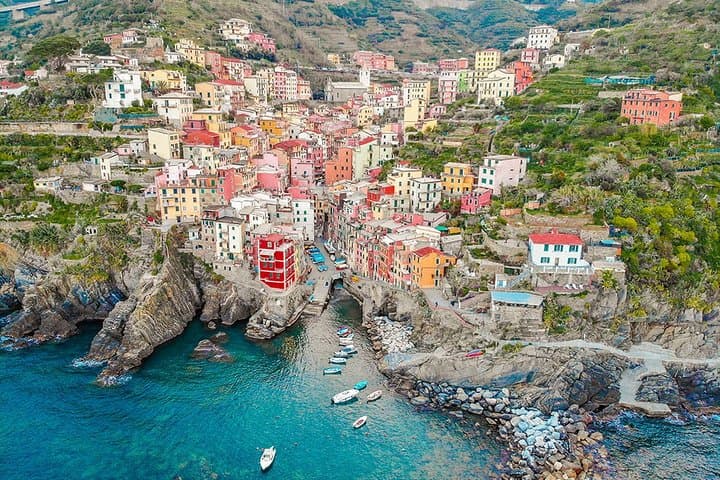 Cinque Terre tour in Small Group from Pisa