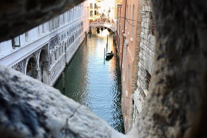 Small-group Doge's Palace Skip-the-line Tour