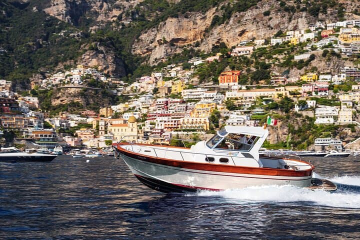 Boat tour along the Amalfi Coast