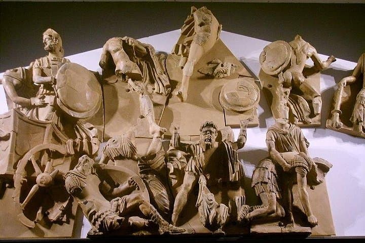 Florence Archaeological Museum: 2-Hour Private Guided Visit