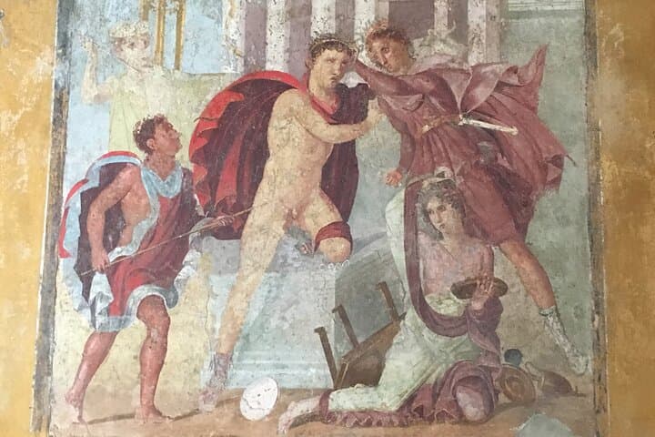 Pompeii with an archaeologist, small group!!!