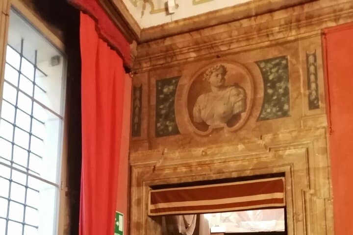 Bologna historical art walking tour with hidden gems and tastings