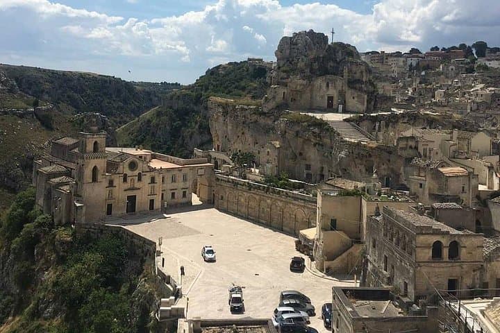 Guided tour of Matera including Casa Grotta and Rock Church