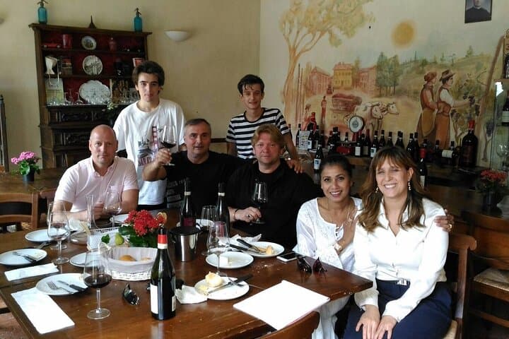 Classic Private Wine Tasting in Castagnole delle Lanze