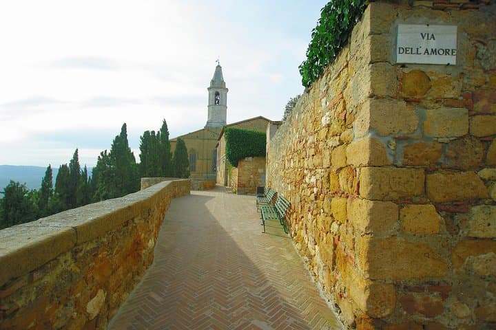 Private Guided Tour of Pienza on Foot