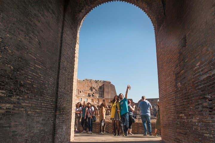 Rome: Colosseum Arena, Roman Forum and Palatine Hill Guided Tour
