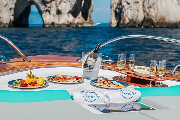 Capri Private Boat Tour from Sorrento, Positano or Naples