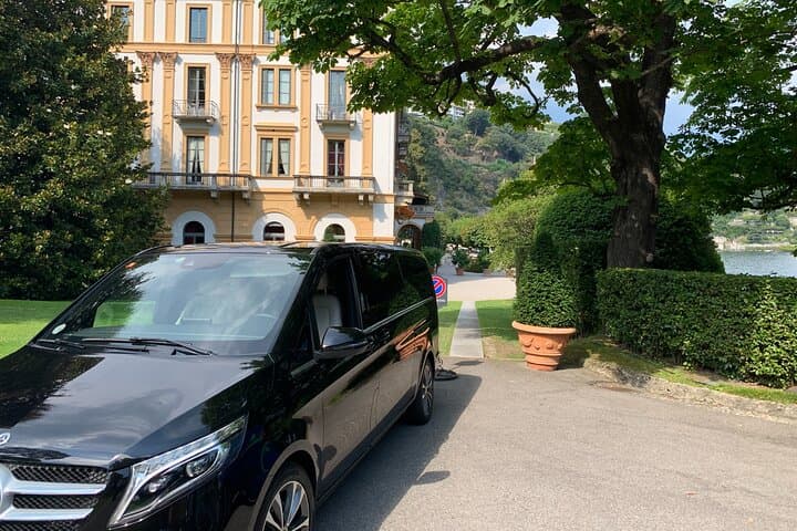 Full-Day Private Tour of Lake Como from Milan