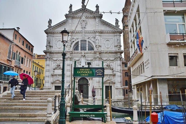 Guided Venice Walking Tour and Shared Gondola Ride